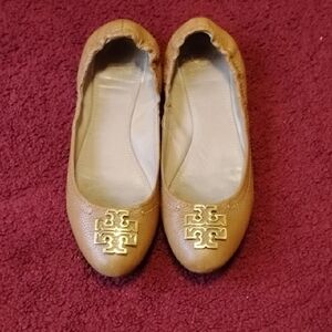 Tory Burch Tan Leather Reva Ballet Flats with Gold Logo